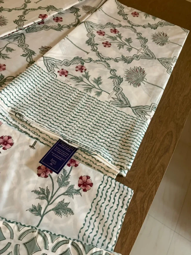 Royal Gardens - Double Dohar + Bedsheet Combo - Image 2