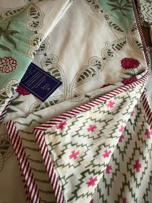 Noorani Bloom - Double Dohar + Bedsheet Combo - Image 3