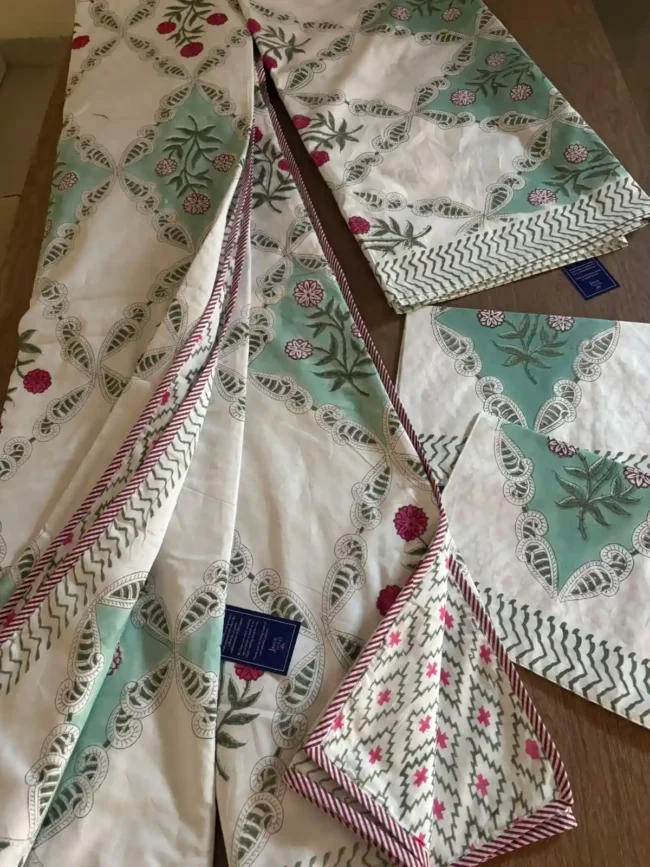 Noorani Bloom - Double Dohar + Bedsheet Combo