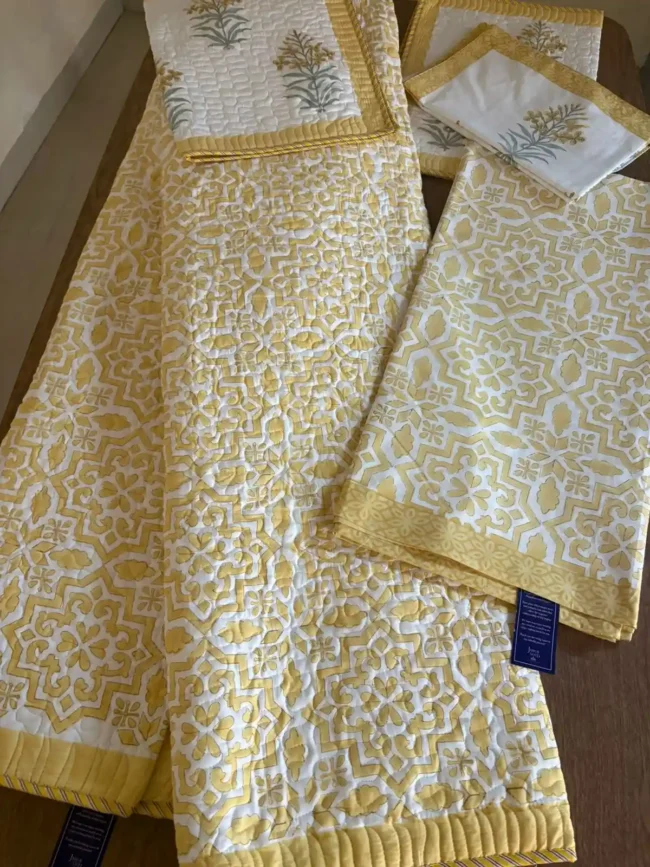 Meher Courtyard - Super King Size Bedding Set: Bedsheet + Bedcover