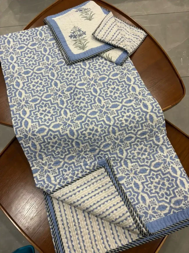 Regal Courtyard - Super King Size - Bed Cover