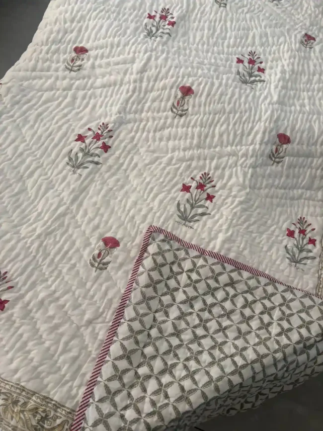 Premium Handwoven Quilt - Double Bed (90 x 108)
