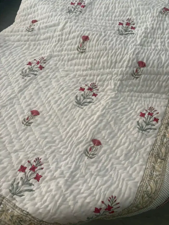 Premium Handwoven Quilt - Double Bed (90 x 108) - Image 2