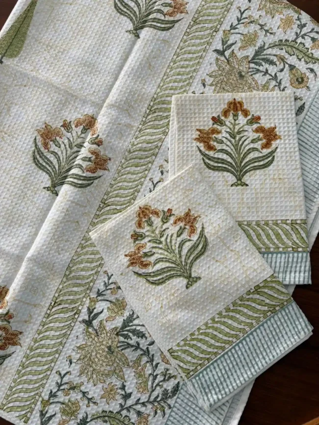 Handblocked Bath & Hand Towel Set - Image 4