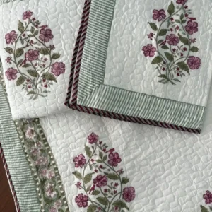 Rosevine Petals- Super King Size - Bed Cover