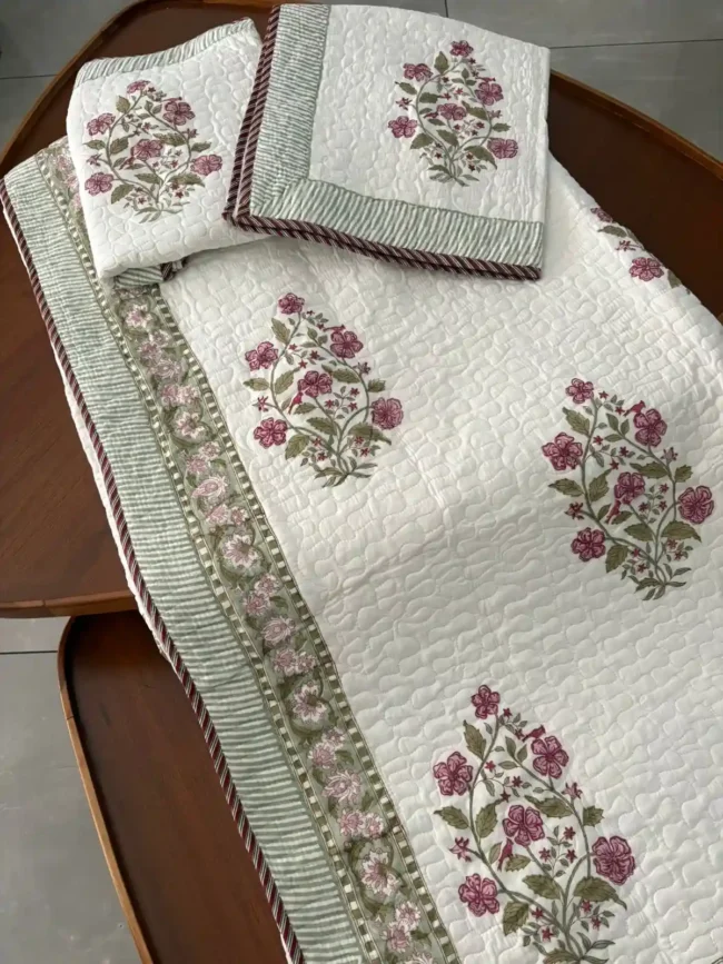 Rosevine Petals- Super King Size - Bed Cover - Image 3