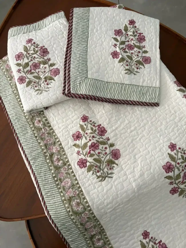 Rosevine Petals- Super King Size - Bed Cover - Image 2