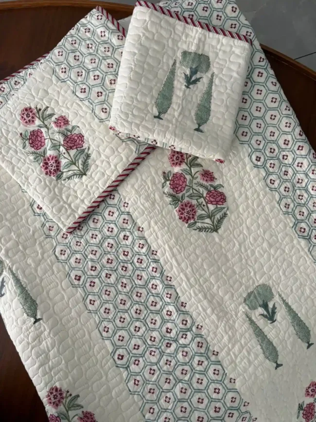 Pine Breeze - Super King Size - Bed Cover