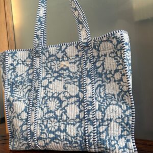 Tote Bags with Magnetic Buttons