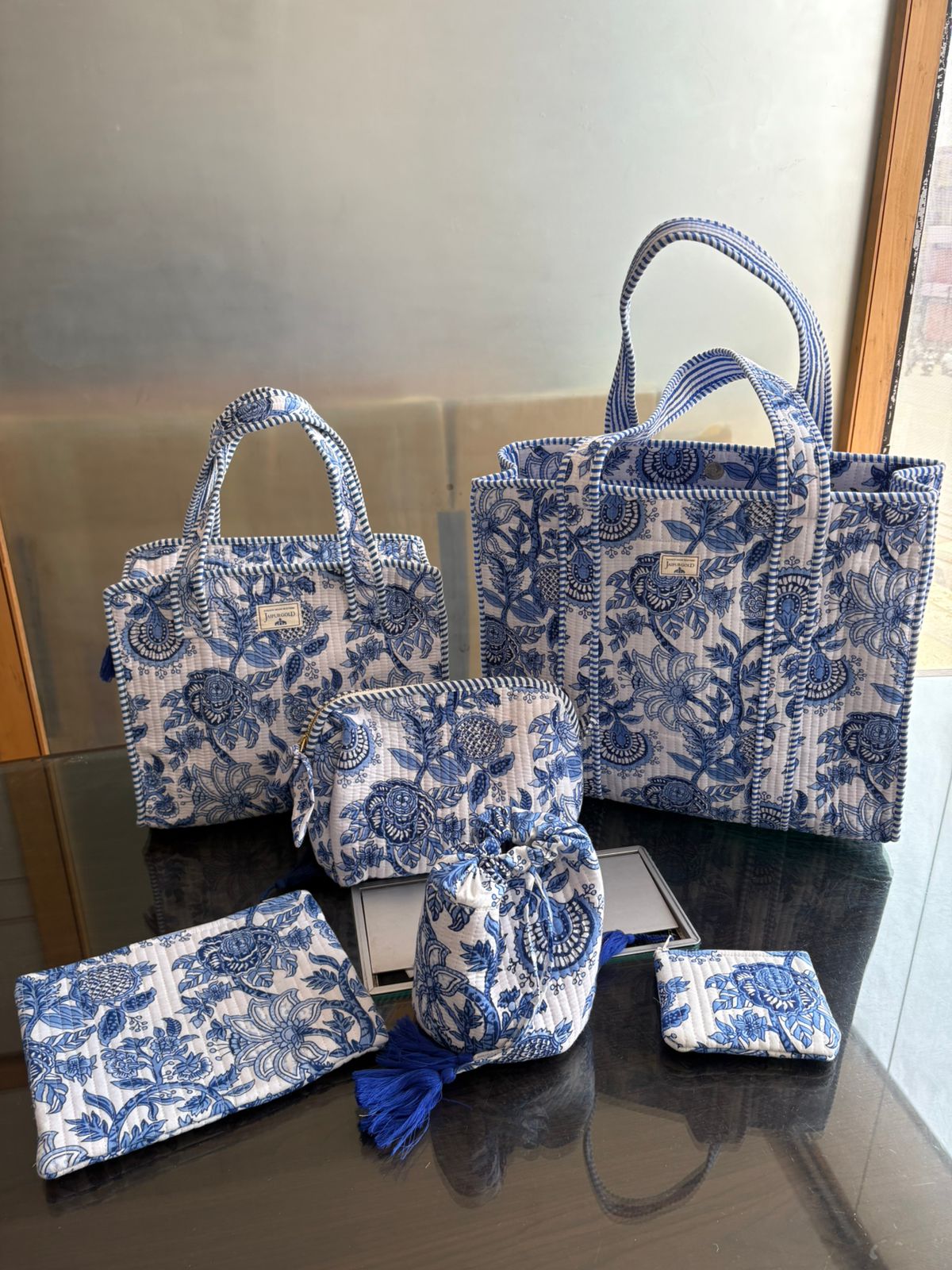 Tote & Pouch Combo of 6