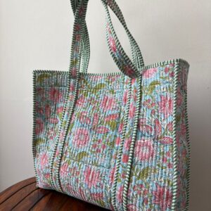 Tote Bags with Magnetic Buttons