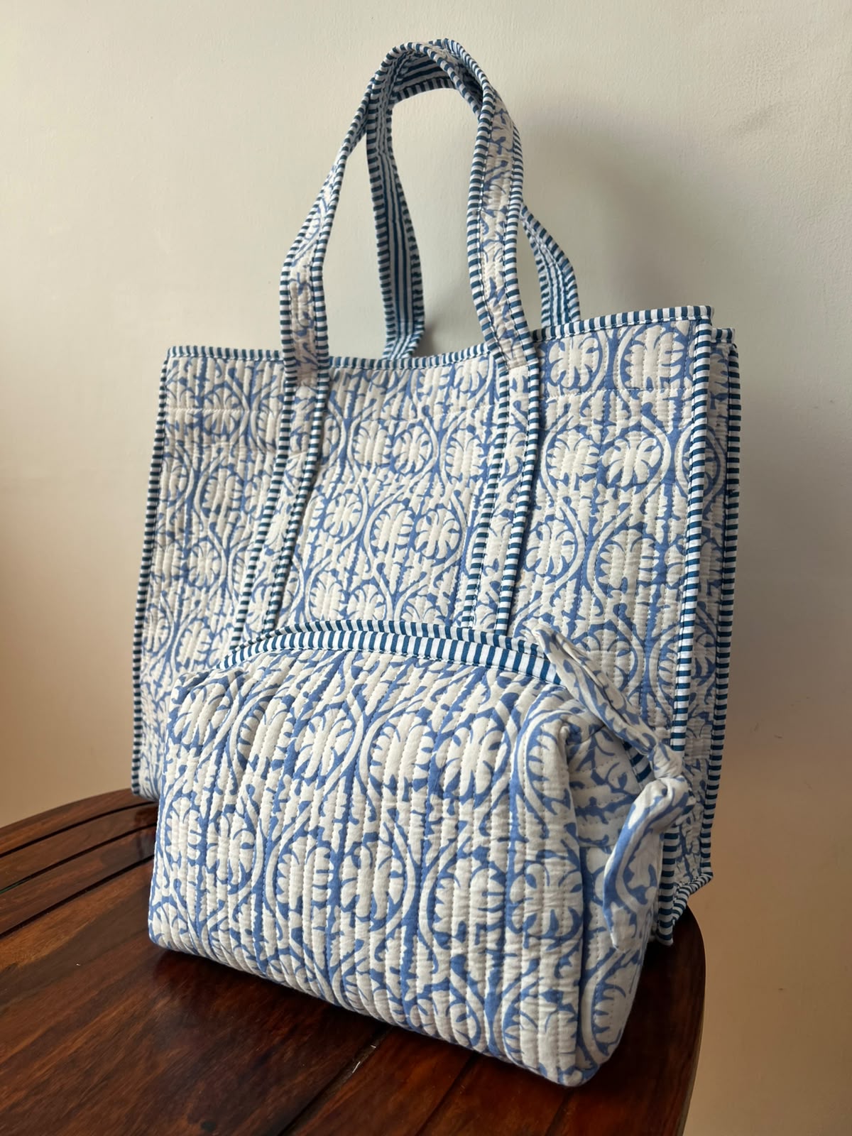 Magnetic Button Tote Bag + Matching Pouch