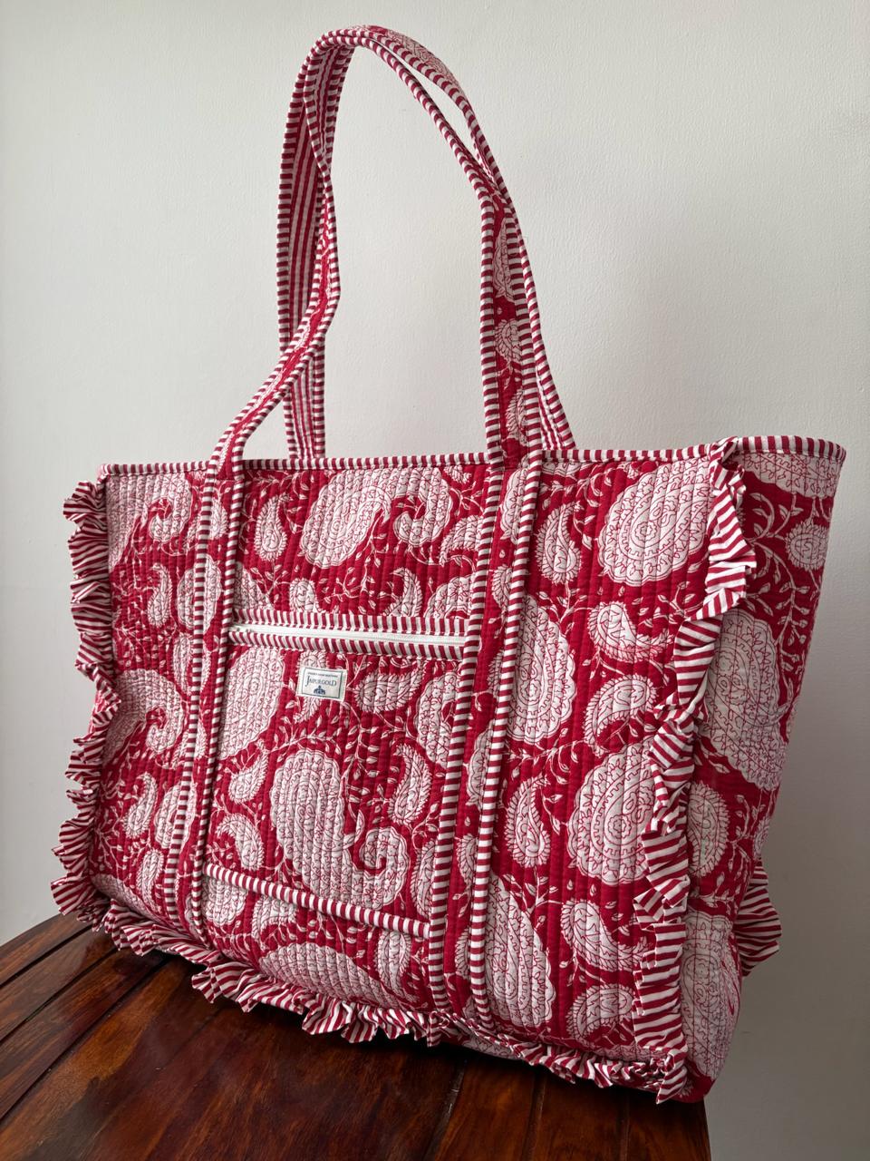 Frill Zipper Tote Bags