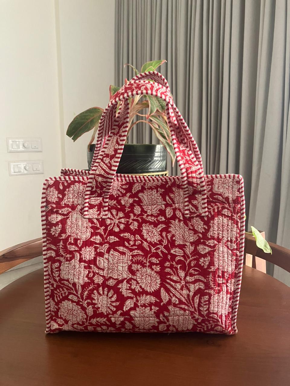 Mini Tote no buttton no zipper