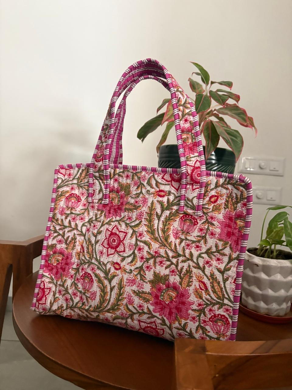 Mini Tote no buttton no zipper