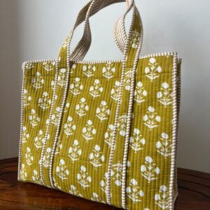 Tote Bags with Magnetic Buttons