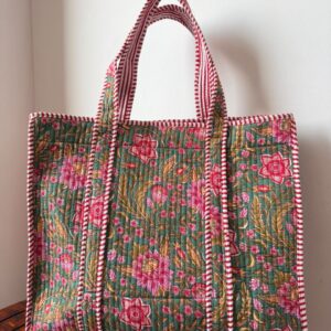 Tote Bags with Magnetic Buttons