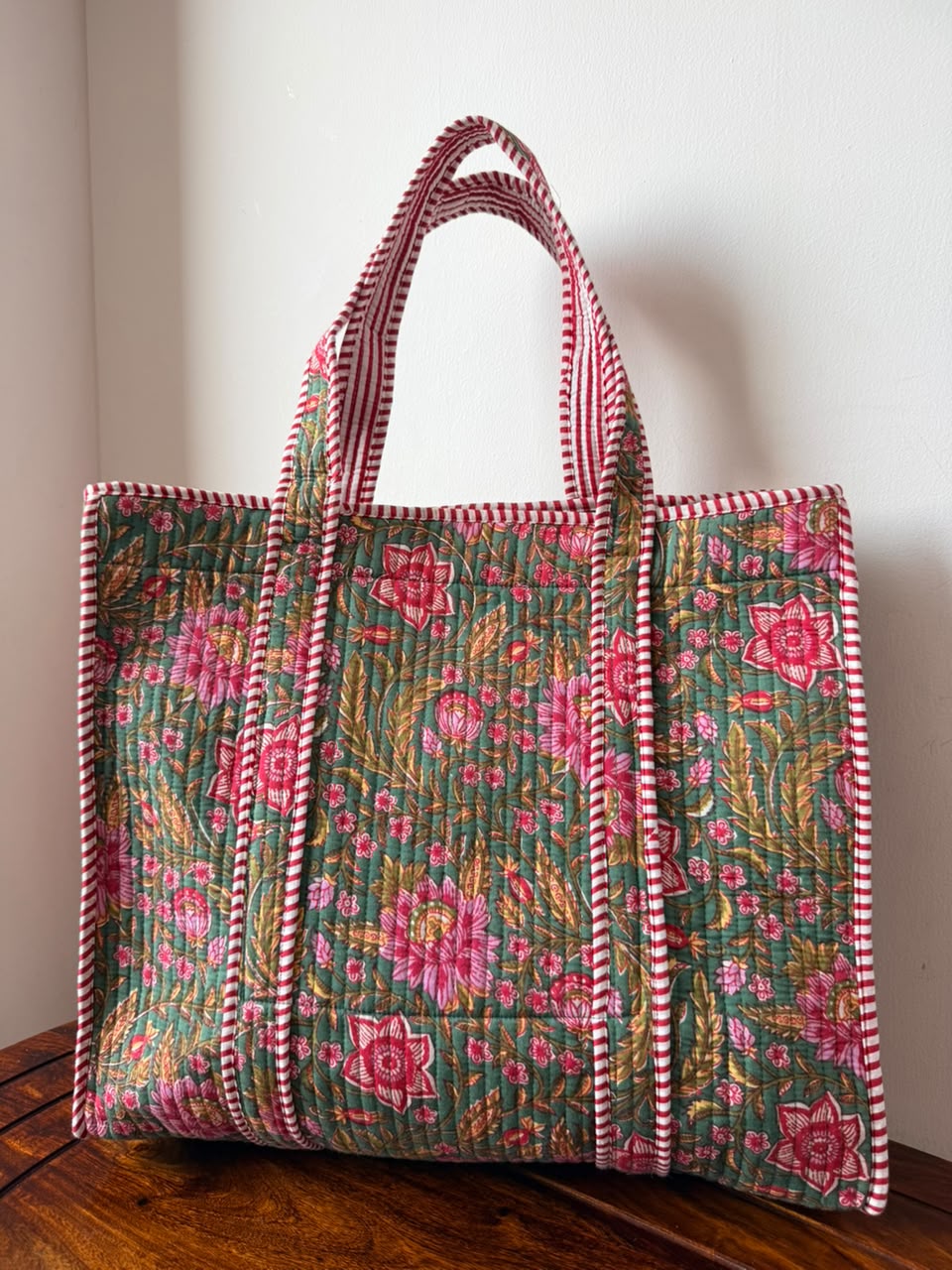 Tote Bags with Magnetic Buttons